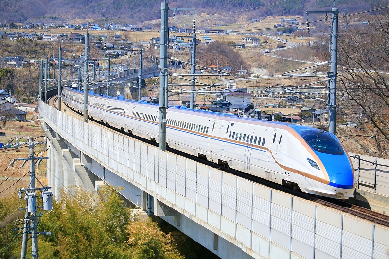 hokuriku Bullet train